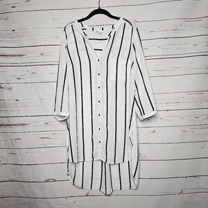 DR2 White and Black Striped Button Down High Low Tunic
